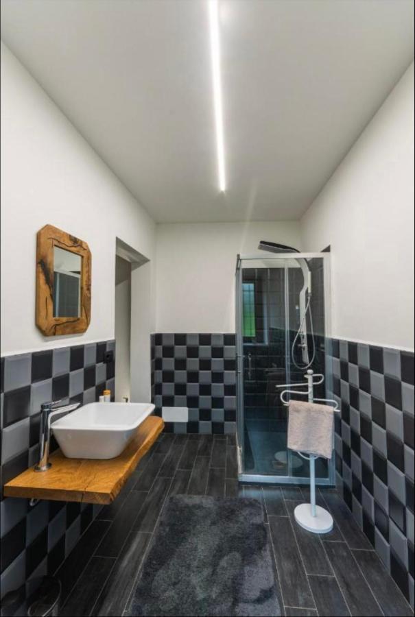 Certe Notti Langhe Bed & Breakfast Casa Furno Bagian luar foto